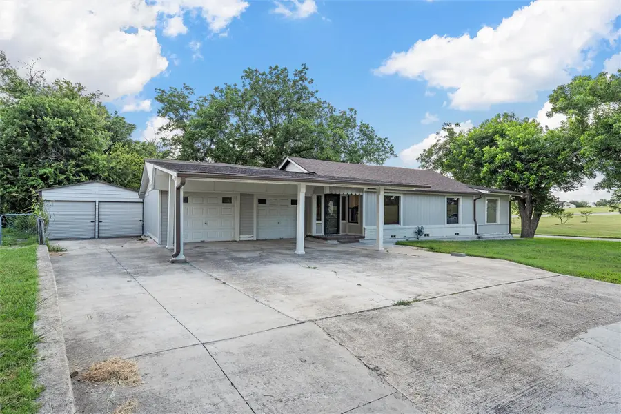 1524 E Avenue B, Temple, TX 76501 - #2