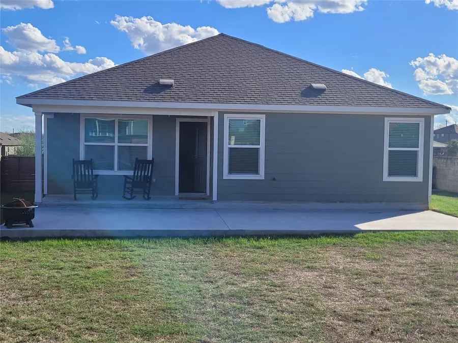 405 Doherty St, Kyle, TX 78640 - #3