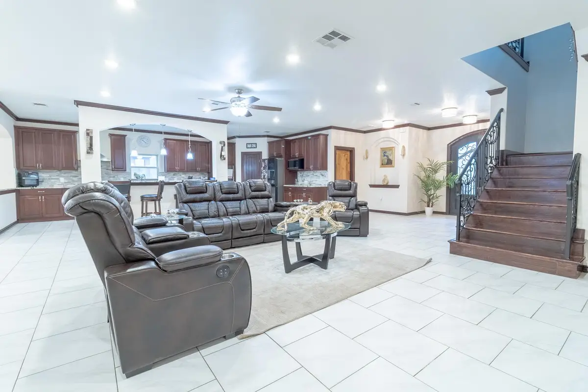 319 Lonesome Dove Dr, Cedar Creek, TX 78612 - #1