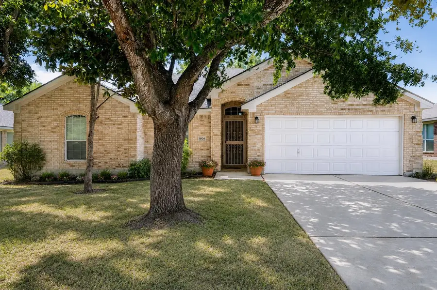 1604 Prickly Pear St, Lockhart, TX 78644 - #2