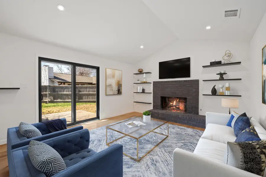 2111 Teakwood Dr, Austin, TX 78757 - #2