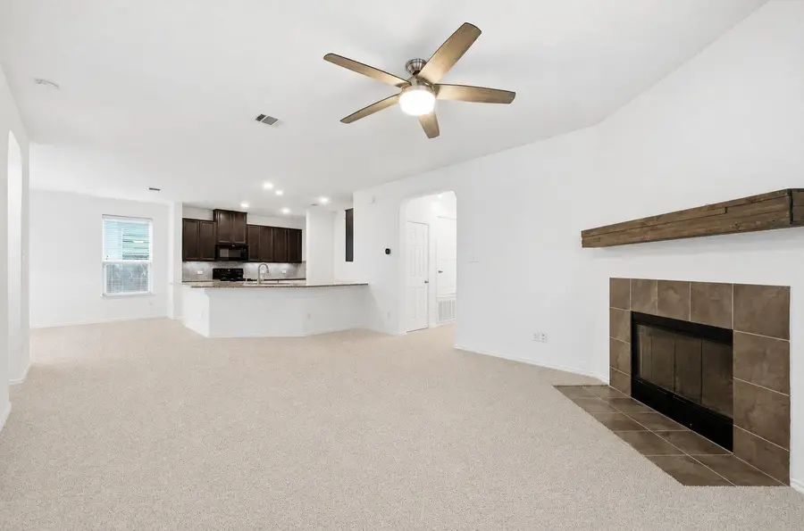 160 Phillips Dr, Kyle, TX 78640 - #2