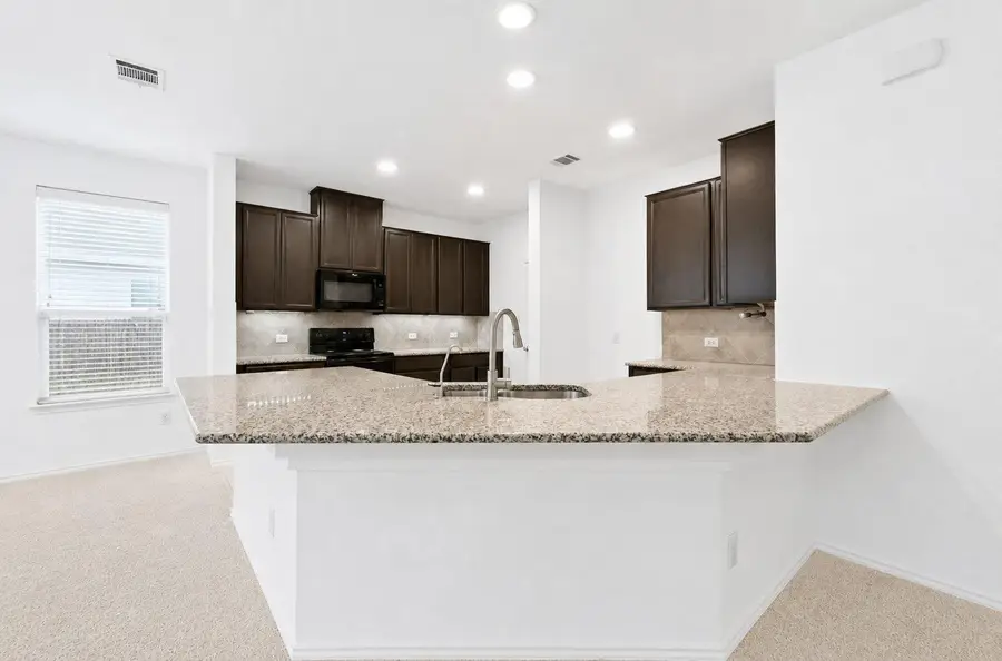 160 Phillips Dr, Kyle, TX 78640 - #3