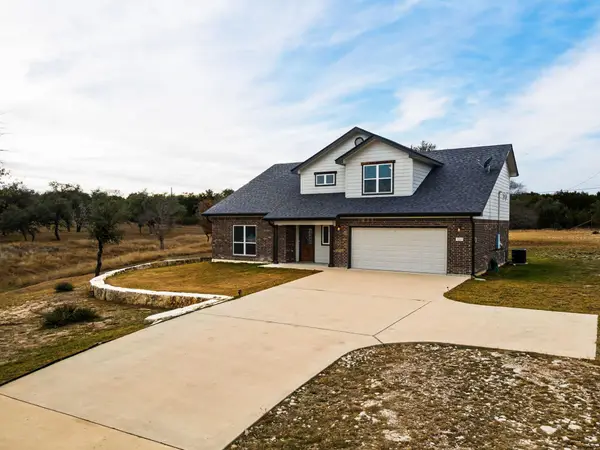 320 Sunrise Hls, Lampasas, TX 76550