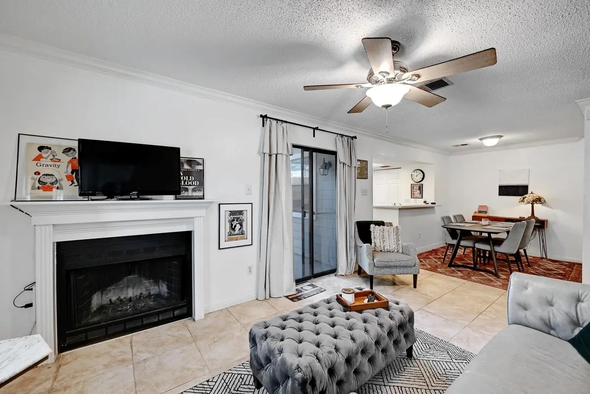 7635 Guadalupe St #1002, Austin, TX 78752 - #1