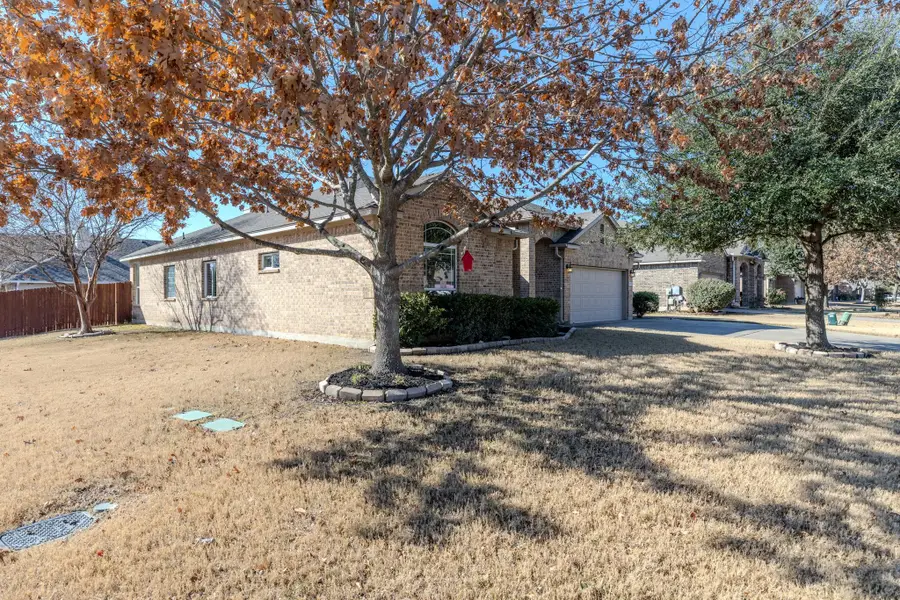 2957 Todd Trl, Round Rock, TX 78665 - Image #2