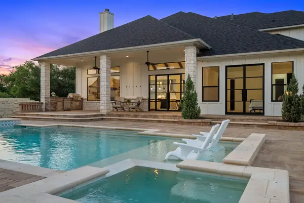 112 Davis Ln, Georgetown, TX 78633