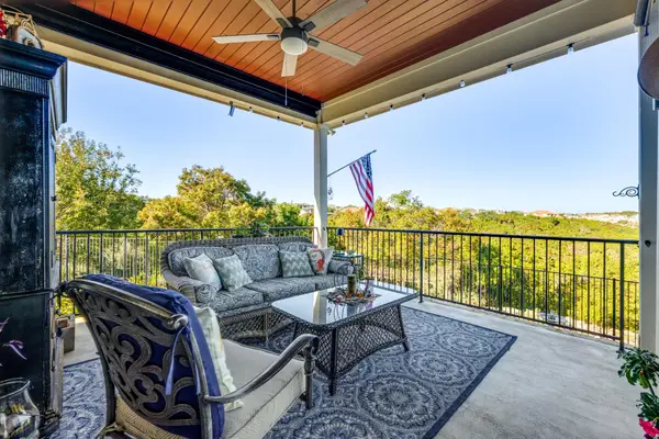 306 Tavish Trl, Austin, TX 78738
