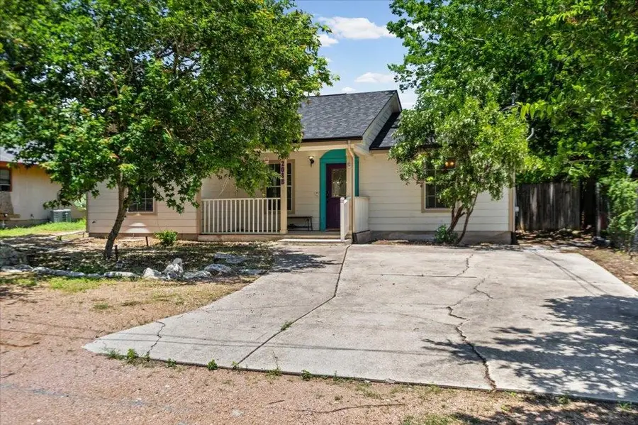 208 W North St #B, Kyle, TX 78640 - #2