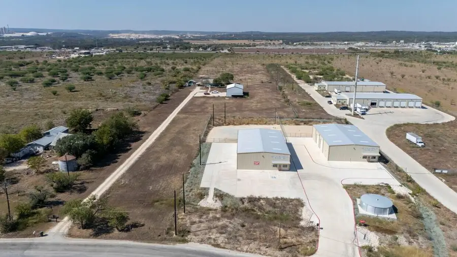 6802 S Old Bastrop Highway, San Marcos, TX 78666 - Image #3