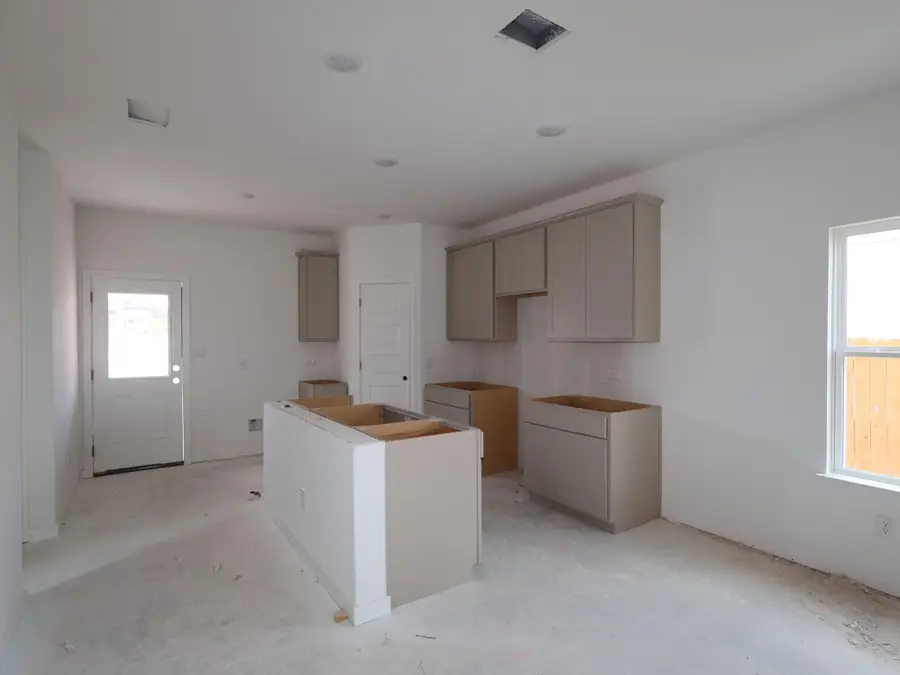 122 Heritage Forest Pkwy, Dripping Springs, TX 78620 - #2