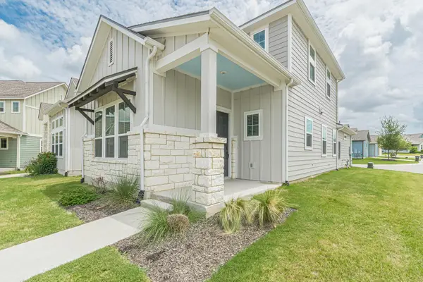 105 Harborside Dr #101, San Marcos, TX 78666