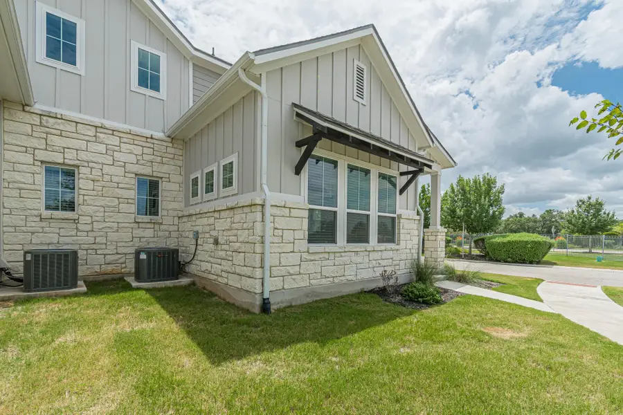 105 Harborside Dr #101, San Marcos, TX 78666 - #3