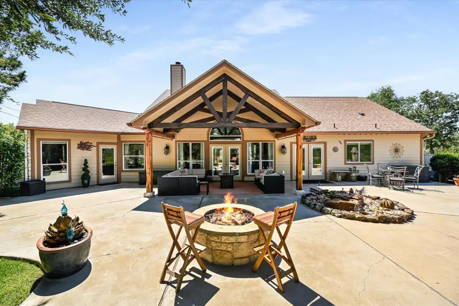 102 Osprey Cir, Bastrop, TX 78602 - #3