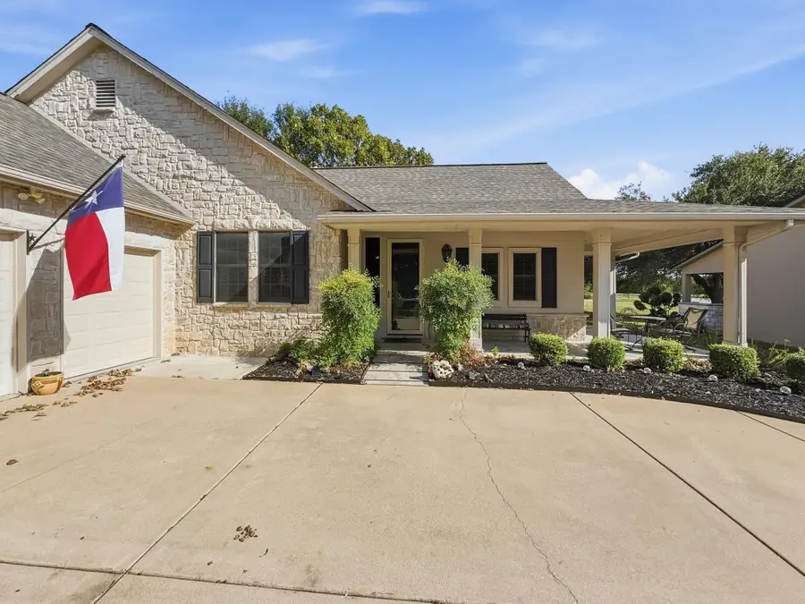 126 Cold Springs Dr, Georgetown, TX 78633 - Image #3