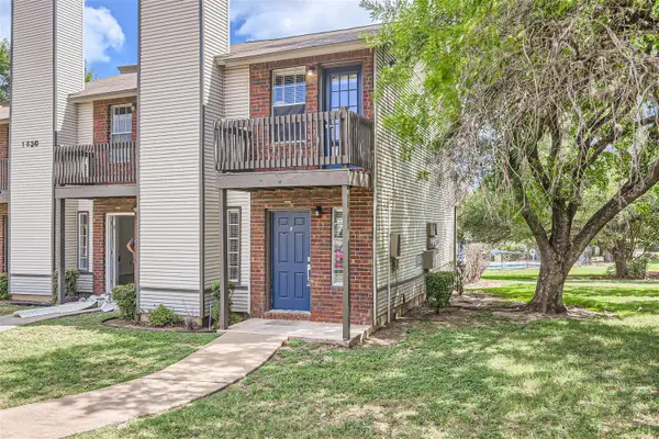 1830 River Crossing Cir #D, Austin, TX 78741