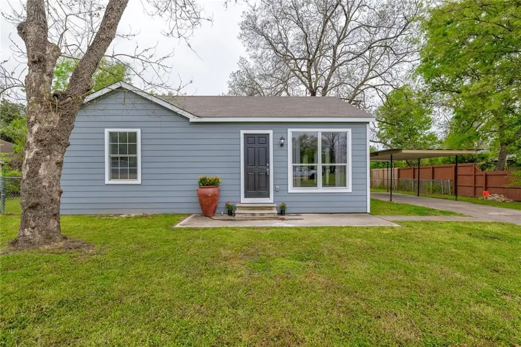 623 N Main St, Rockdale, TX 76567 - Image #1