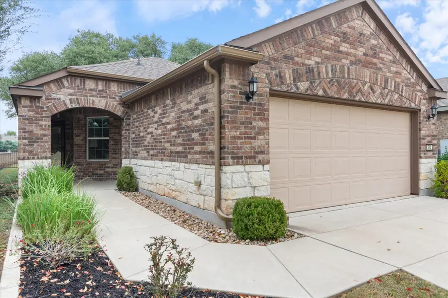 510 Holiday Creek Ln, Georgetown, TX 78633 - Image #3