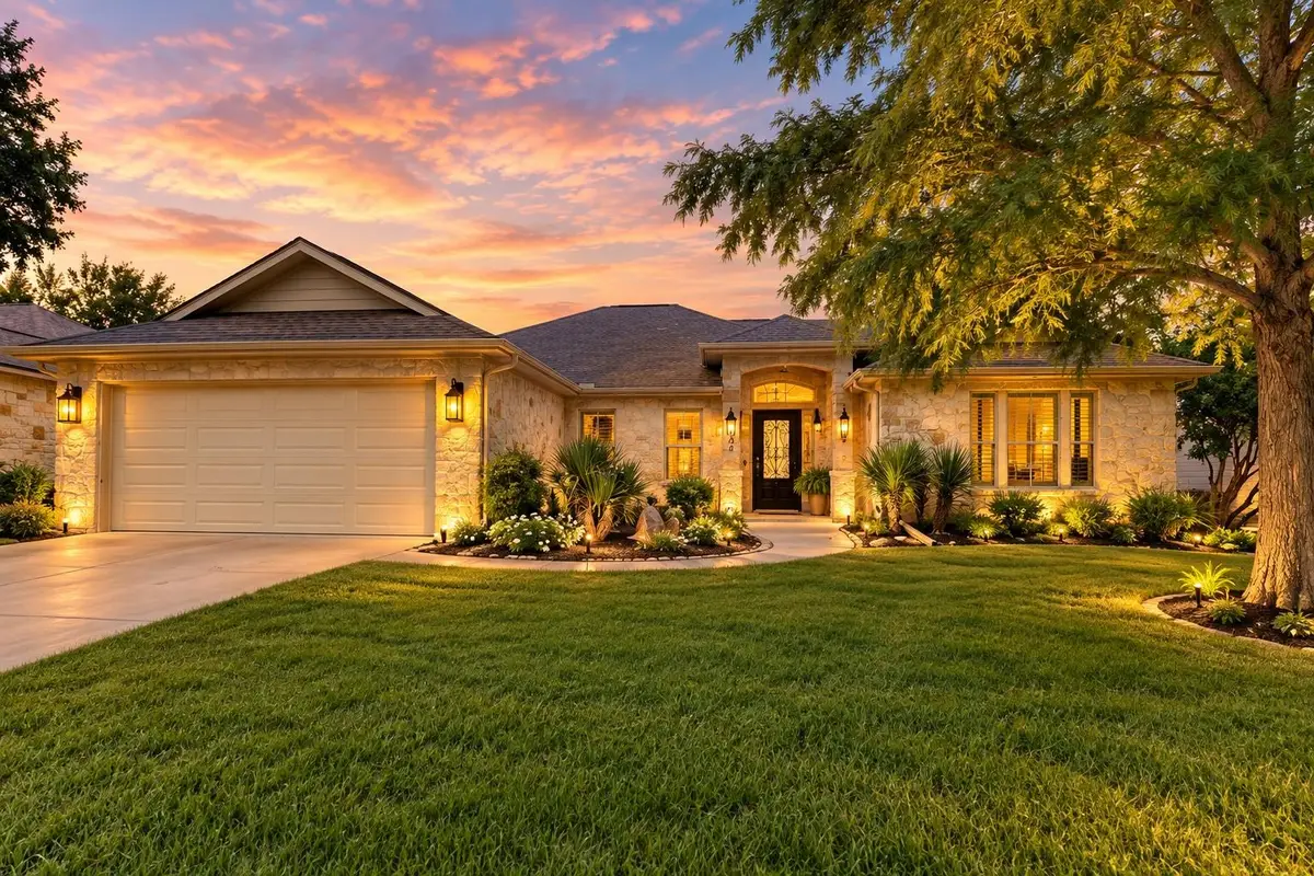 124 Marion St, Meadowlakes, TX 78654 - #1