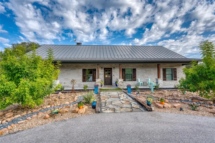 105 Keystone Rdg, Buchanan Dam, TX 78609 - Image #2