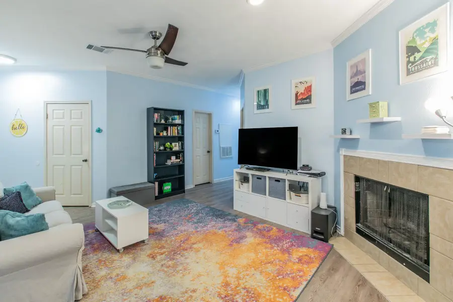 1005 N Lbj Dr #B2, San Marcos, TX 78666 - #2