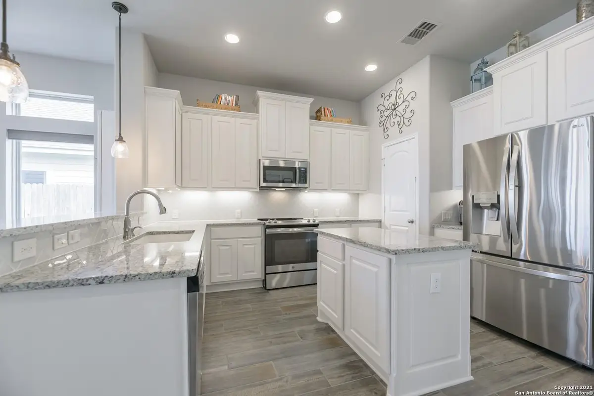 2032 Glen Hollow Holw, Seguin, TX 78155 - #1