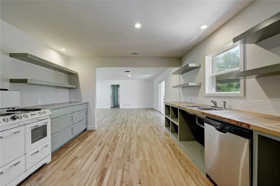 4804 Menchaca Rd, Austin, TX 78745 - #2