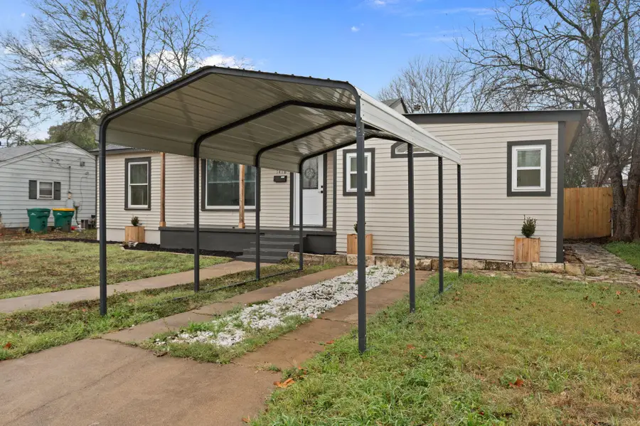 1418 N Wall St, Belton, TX 76513 - #2