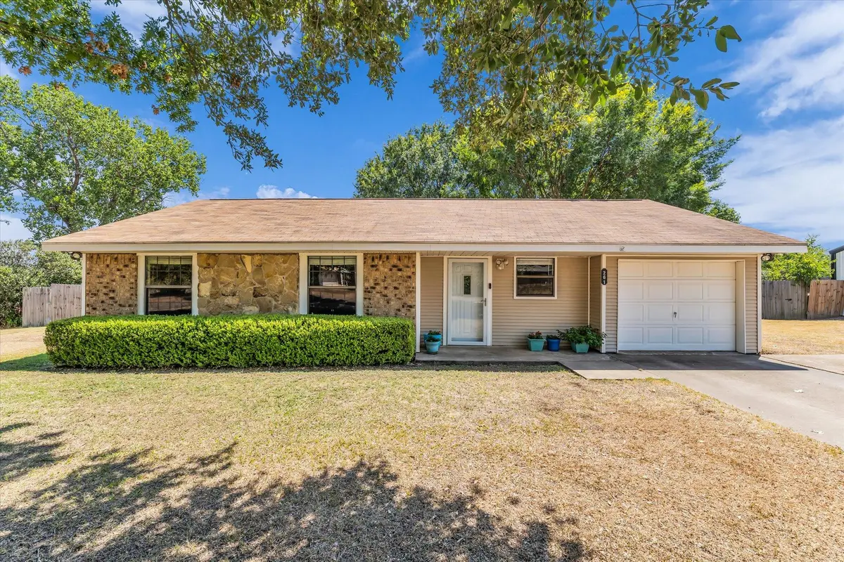 261 Oakview Cir, Waco, TX 76705 - #1