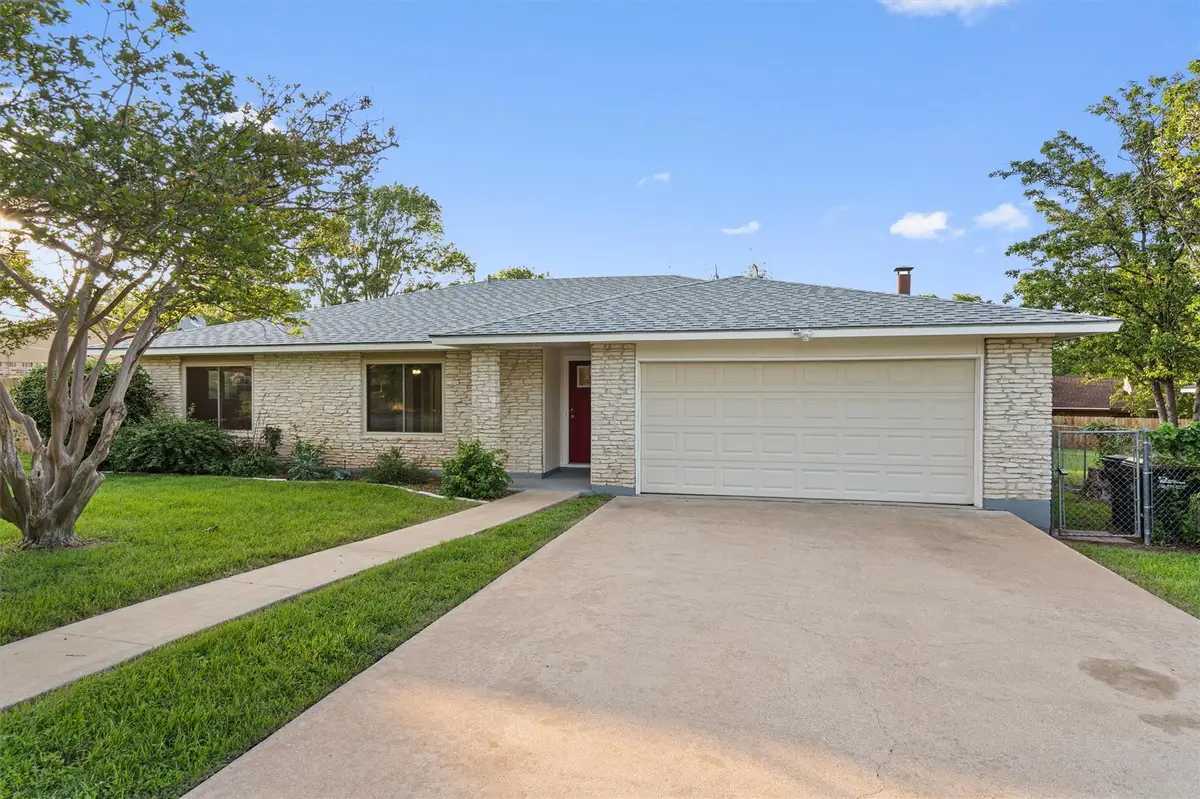 110 Live Oak Dr, Georgetown, TX 78628 - #1