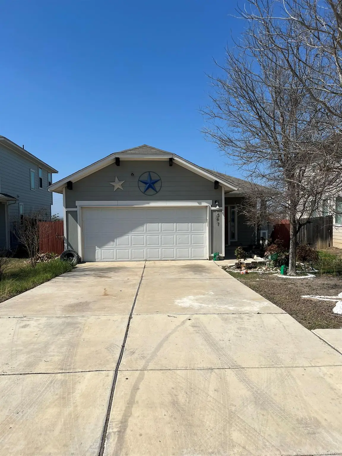 587 Twisted Oaks Ln, Buda, TX 78610 - #1