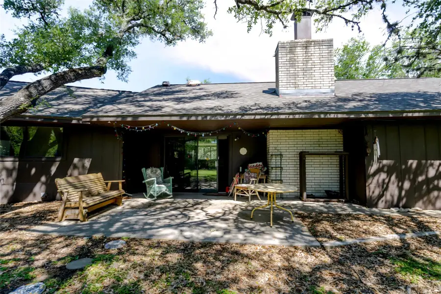 108 Howard Pl, San Marcos, TX 78666 - #2