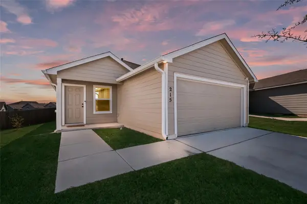 215 Sosie St St, Marion, TX 78124