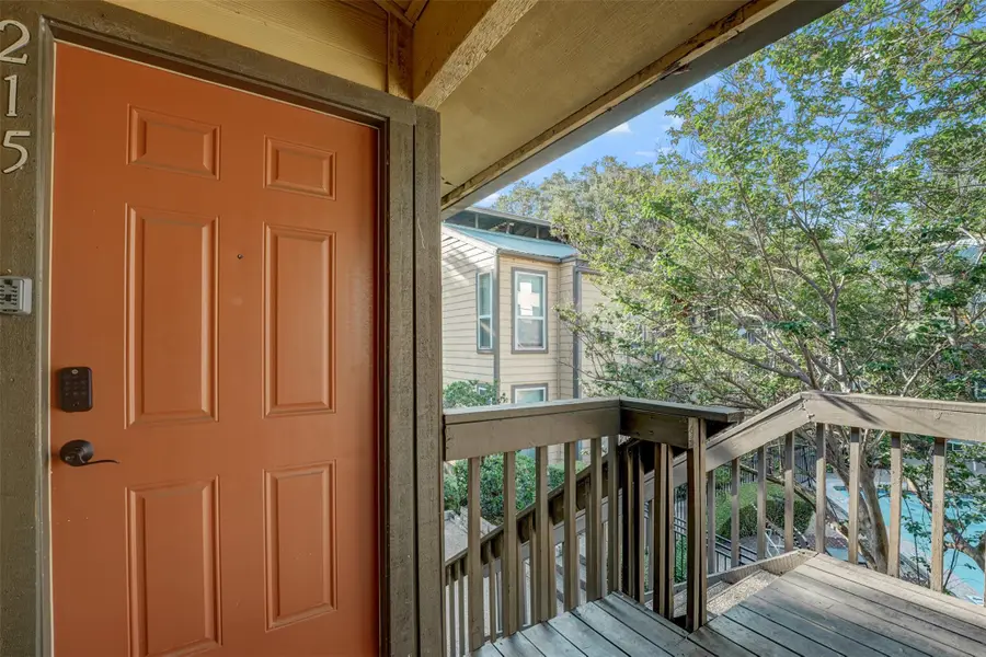 1000 W 26th St #215, Austin, TX 78705 - #2
