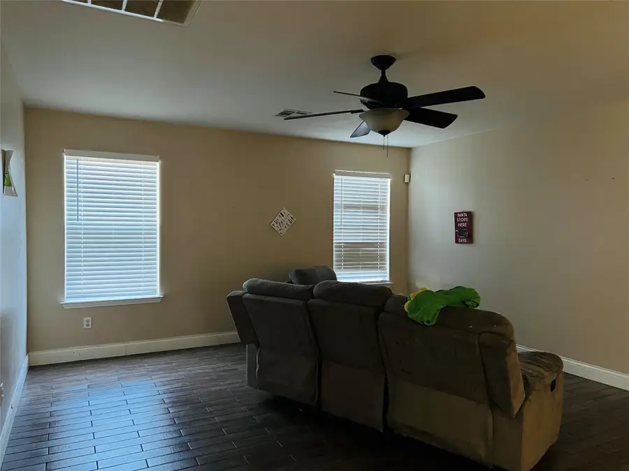 13024 Amaryllis Trl, Elgin, TX 78621 - Image #2