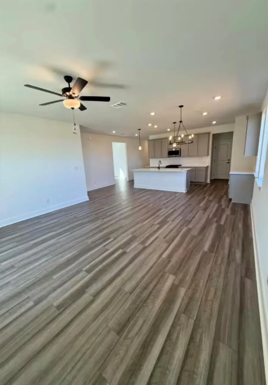 150 Sincere Dr, Kyle, TX 78640 - Image #3