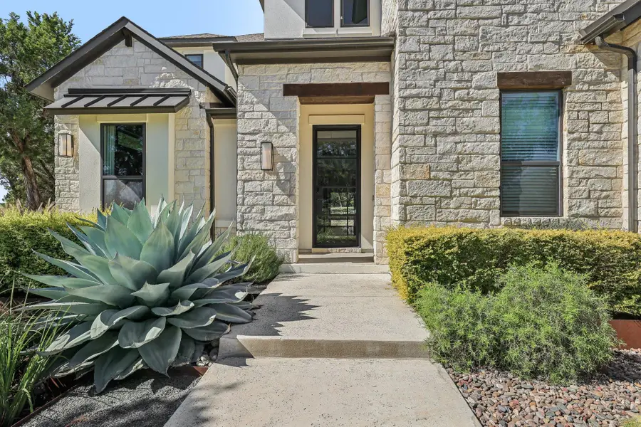 19316 Splendor Ct, Jonestown, TX 78645 - Image #3