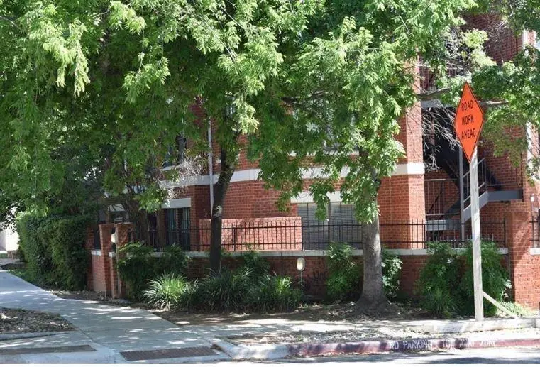 712 W 21st St #303, Austin, TX 78705 - #2