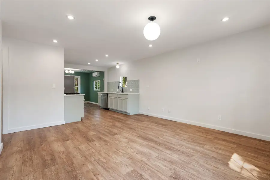 1176 Graham St, Austin, TX 78702 - #3