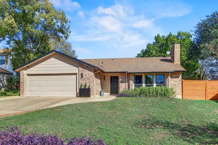 7741 Manassas Dr, Austin, TX 78745 - Image #2