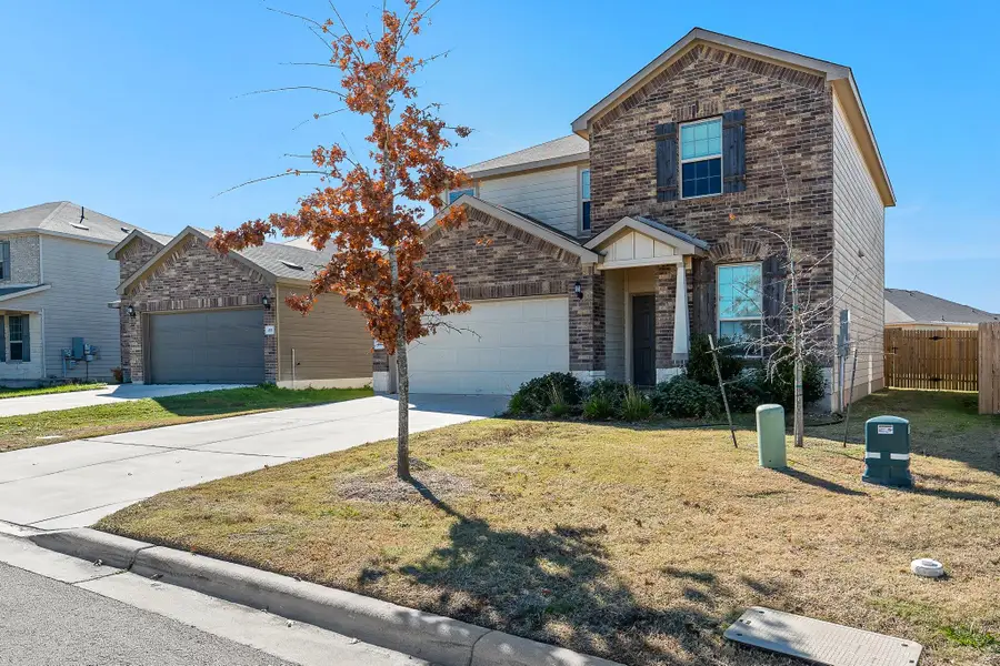 457 Bedford Falls Ln, Jarrell, TX 76537 - Image #3