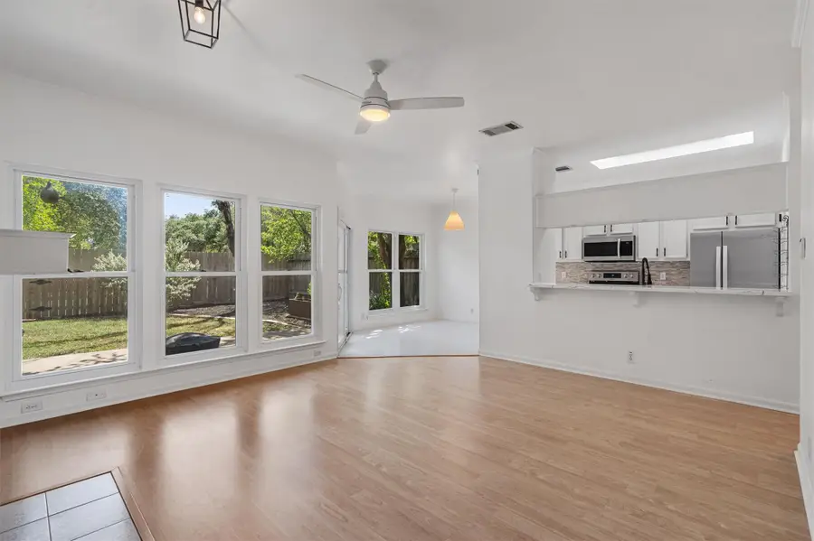6501 Columbia Oaks Ct #10, Austin, TX 78759 - #2