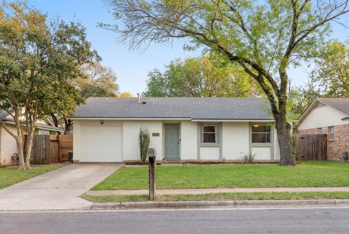 6107 Harwin Ln, Austin, TX 78745 - #1