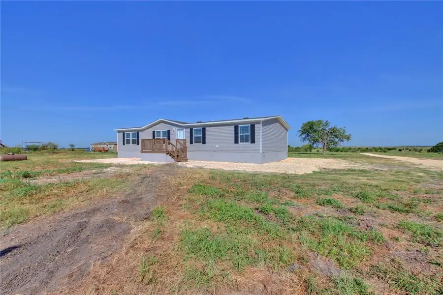 14512 Graef Rd, Creedmoor, TX 78610 - #2