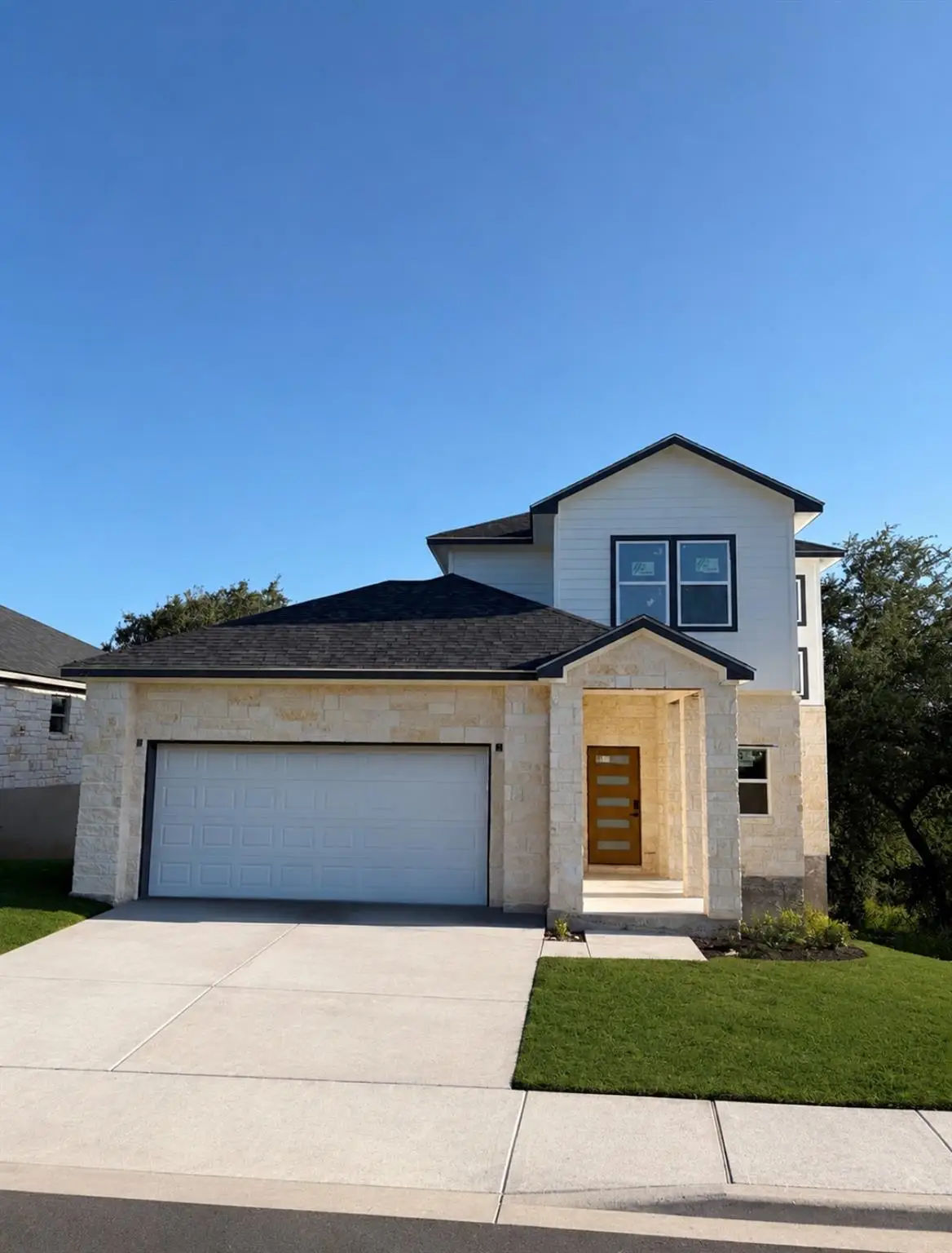 116 E Wildflower Blvd, Marble Falls, TX 78654 - #1