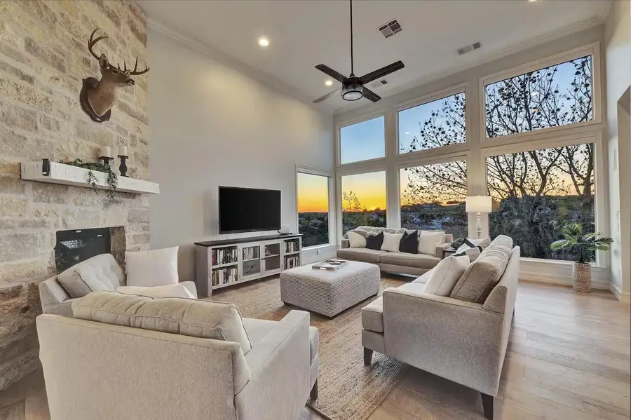 3300 Constitution Dr, Lago Vista, TX 78645 - #3
