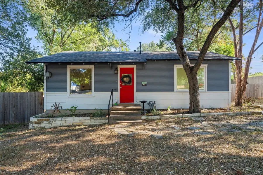 140 E 15th Ave, Belton, TX 76513 - #2