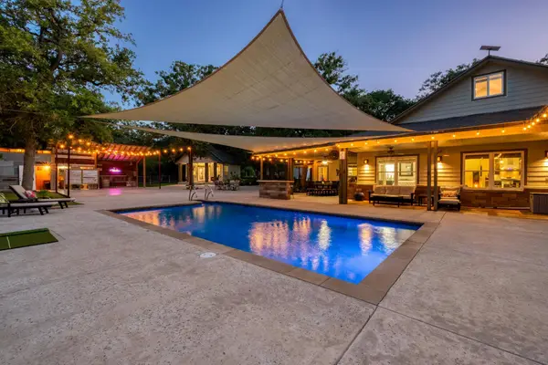 1474 County Road B, Lexington, TX 78947