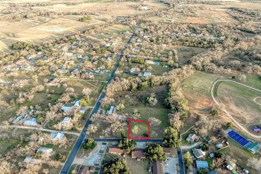 Lot 3 E Alamo St, Elgin, TX 78621 - Image #3