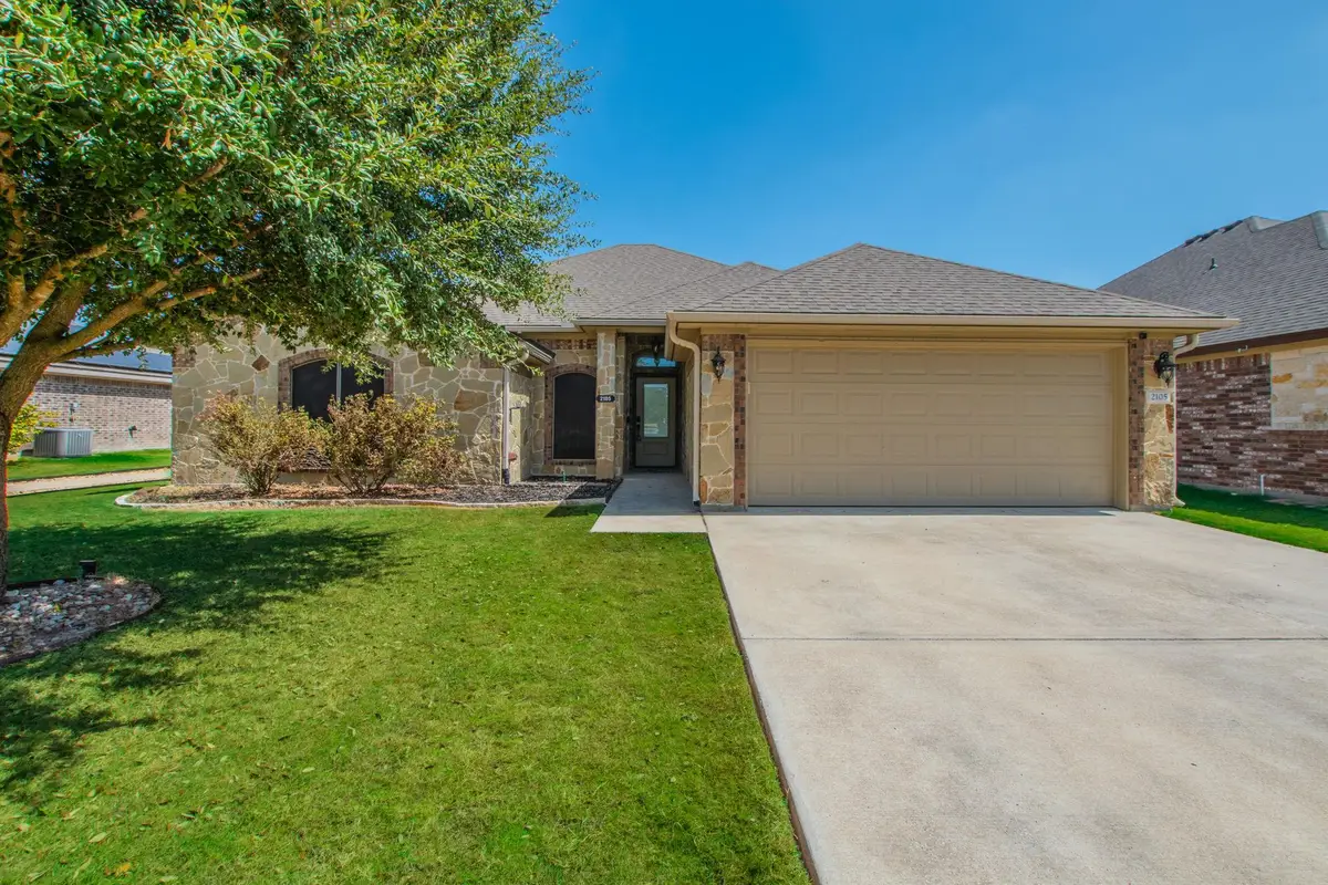 2105 Briar Hollow Dr, Temple, TX 76502 - #1